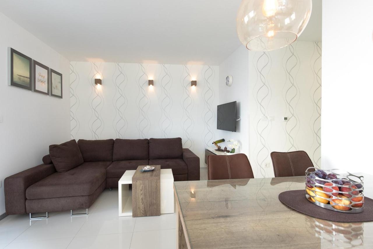 Orfeo Apartment Krk Town Exterior photo
