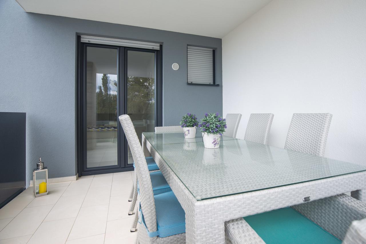 Orfeo Apartment Krk Town Exterior photo