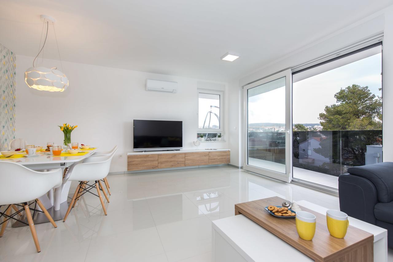 Orfeo Apartment Krk Town Exterior photo